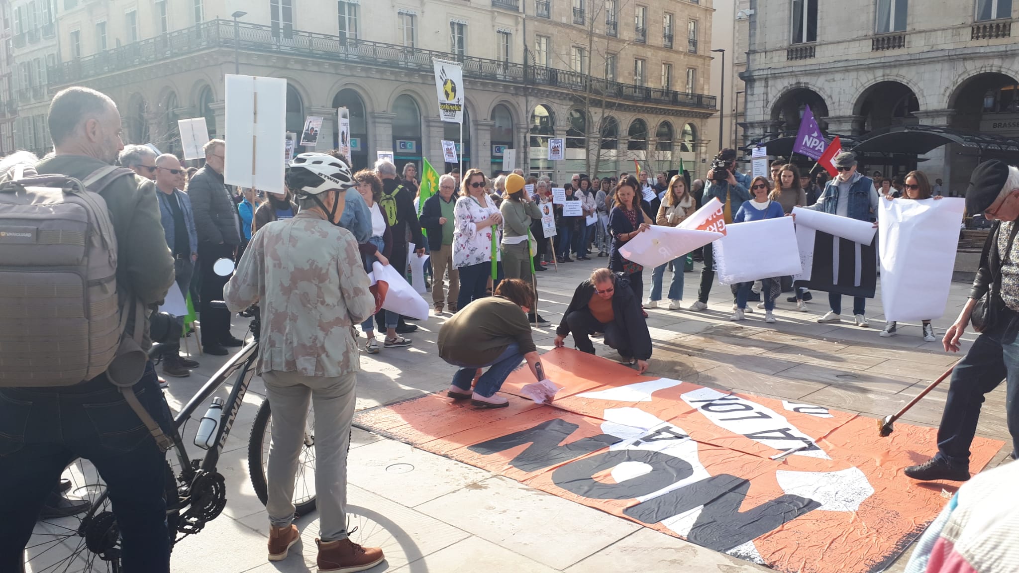  manif anti loi Darmanin Bayonne décembre 2022